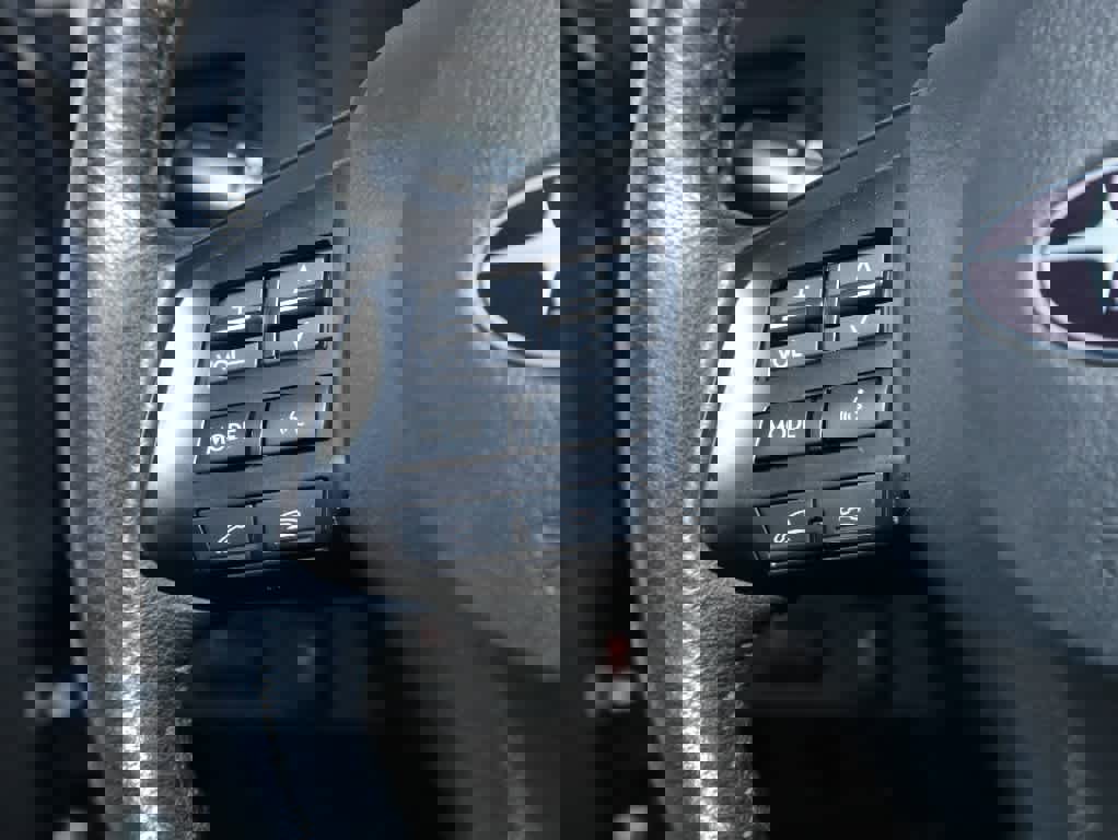 Used 2013 Subaru Crosstrek 2.0i Limited image 22