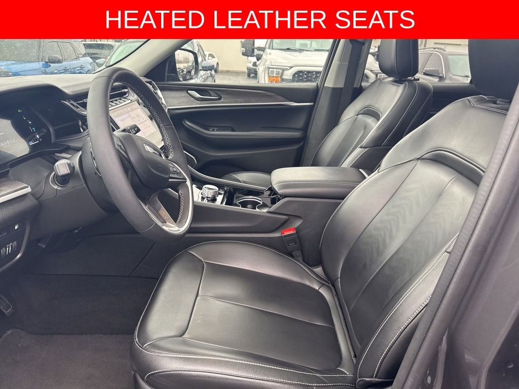 Used 2023 Jeep Grand Cherokee 4WD 4xe image 3