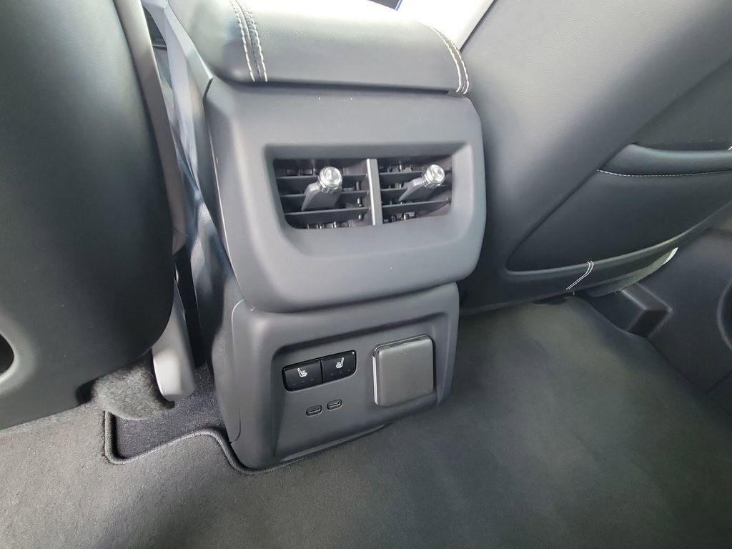 Certified 2026 Cadillac Optiq V AWD/4WD image 20