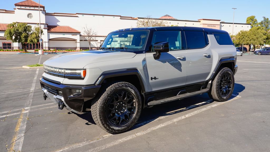 Used 2026 GMC Hummer EV SUV w/ LPO, Dark Essentials Package AWD/4WD image 3
