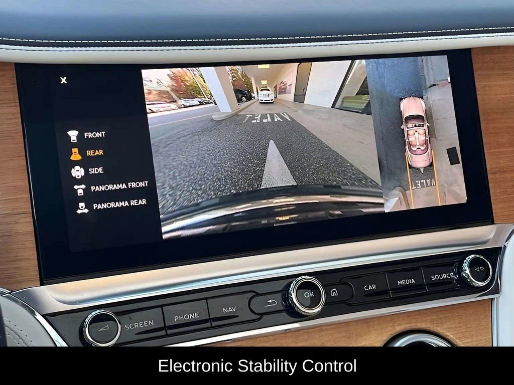 Used 2024 Bentley Continental GT image 10