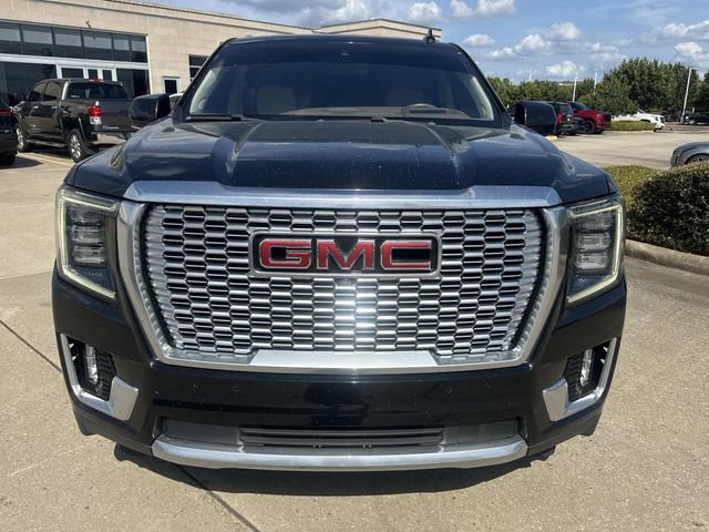 Used 2022 GMC Yukon Denali RWD image 2