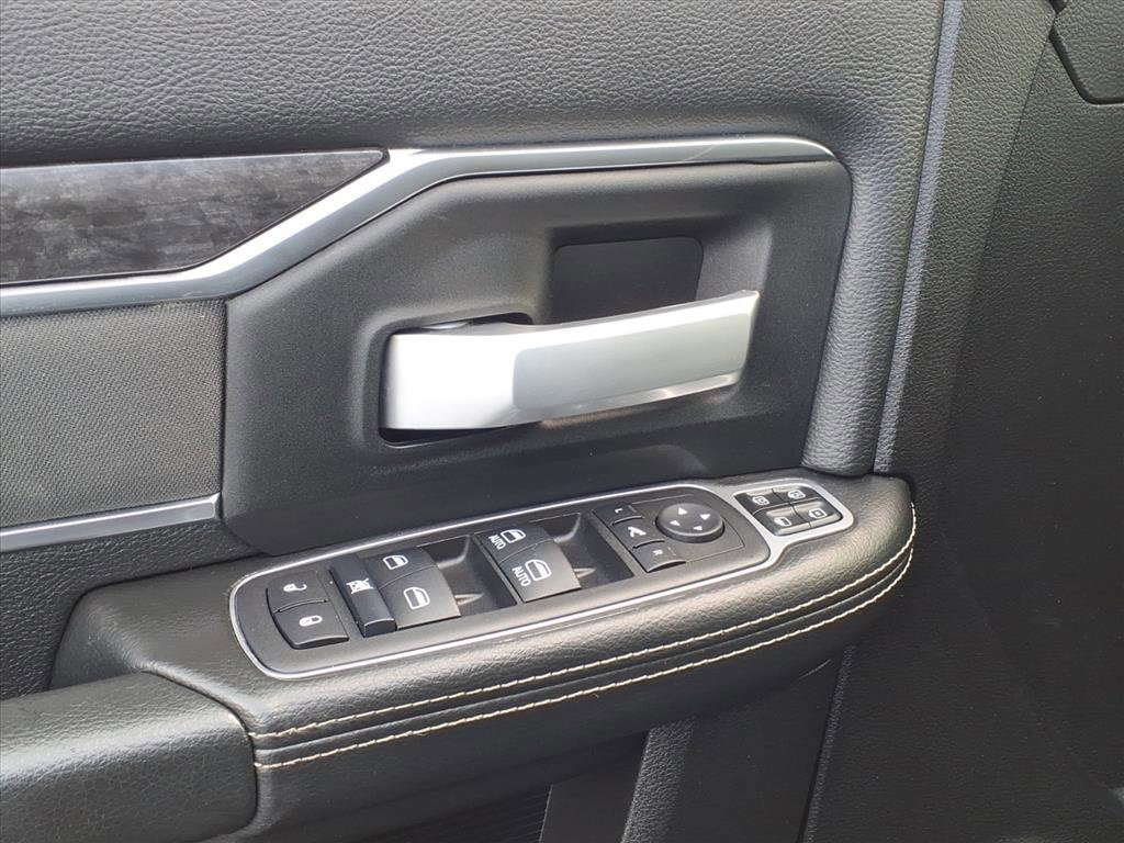 Certified 2024 RAM 2500 Big Horn w/ Night Edition image 4