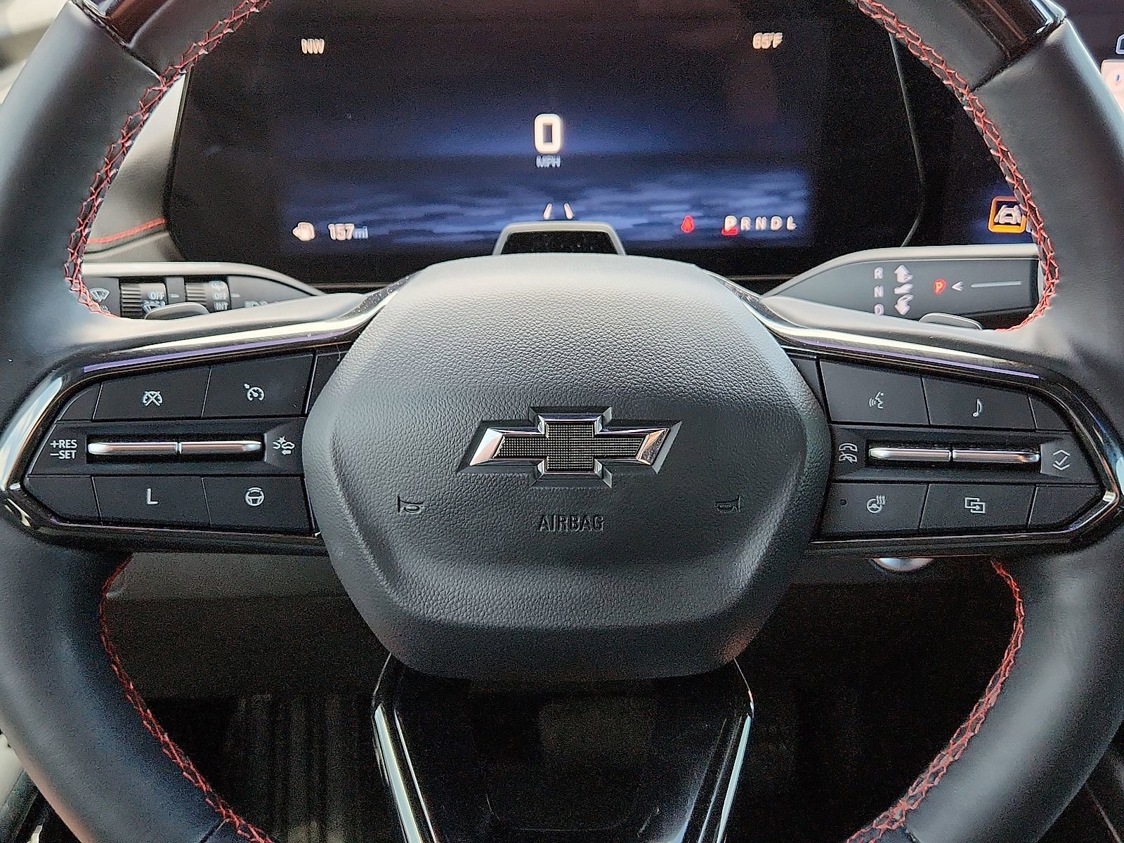 Used 2024 Chevrolet Traverse RS FWD image 24