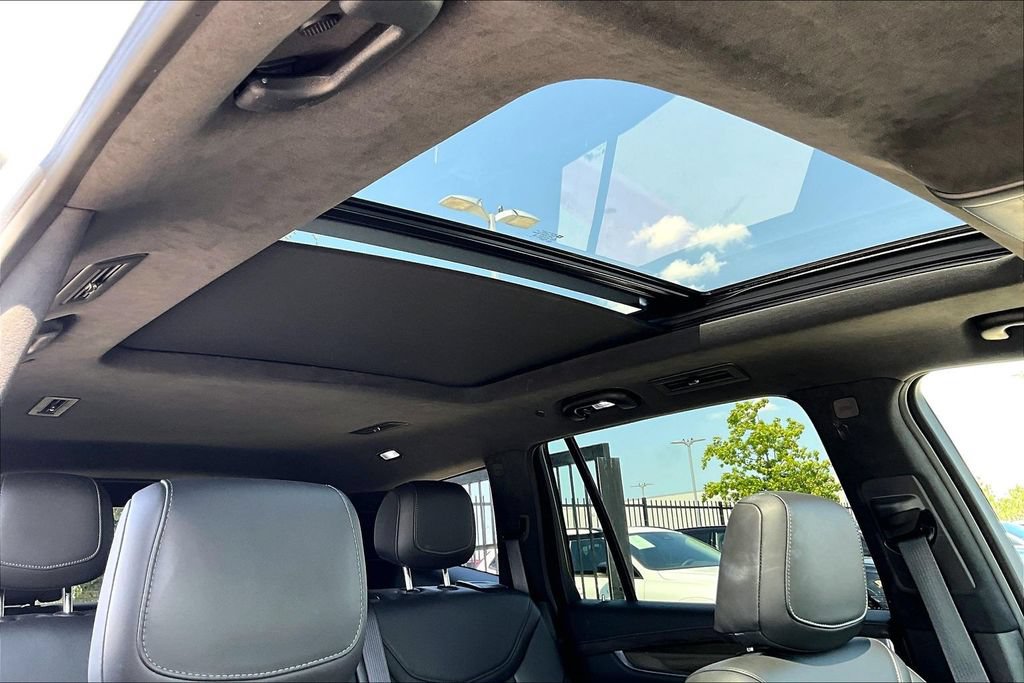 Used 2024 Cadillac XT6 Sport w/ Platinum Package AWD/4WD image 20