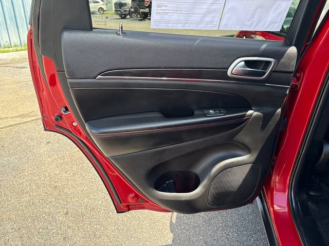 Used 2018 Jeep Grand Cherokee Trailhawk AWD/4WD image 18