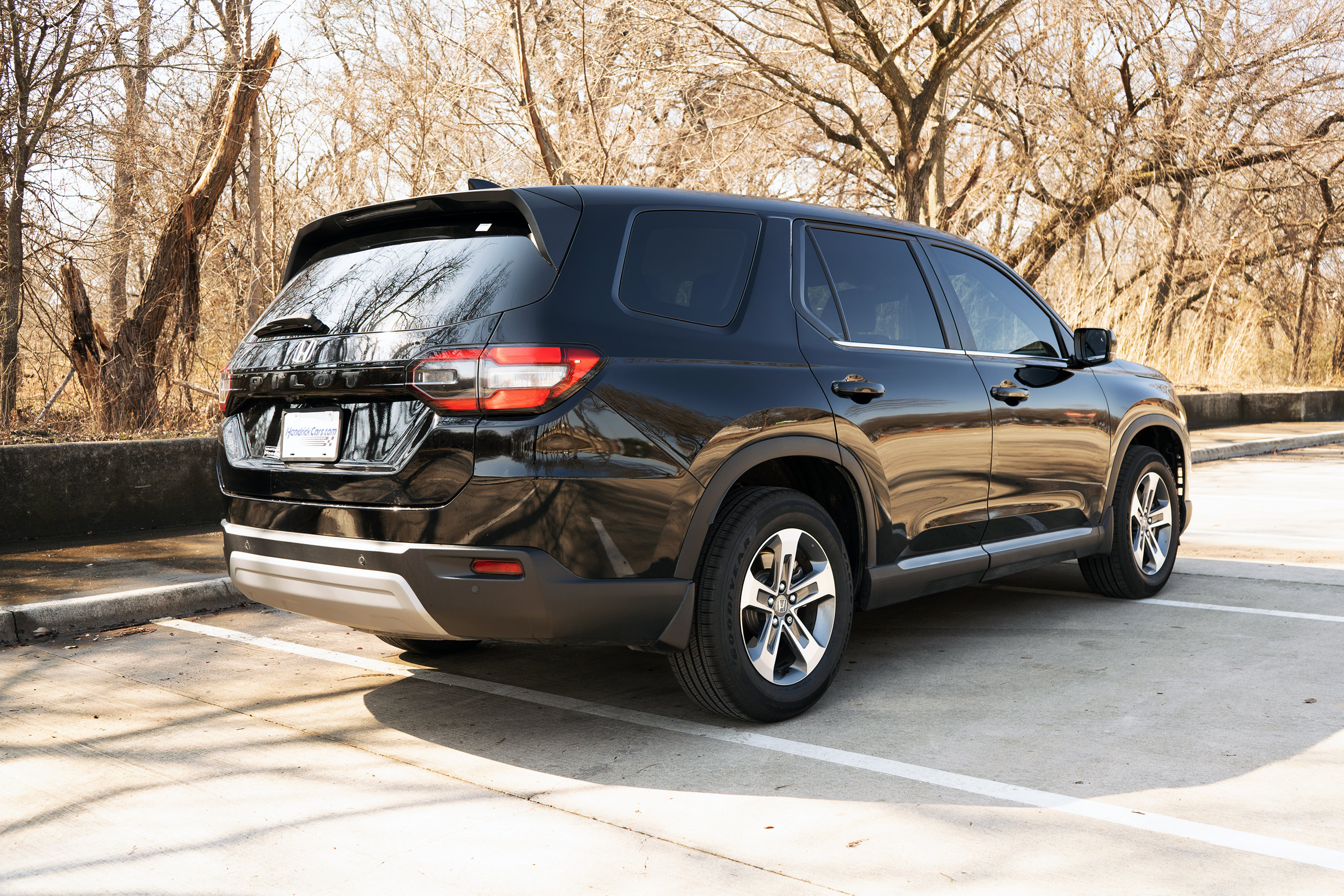 Certified 2025 Honda Pilot EX-L image 9