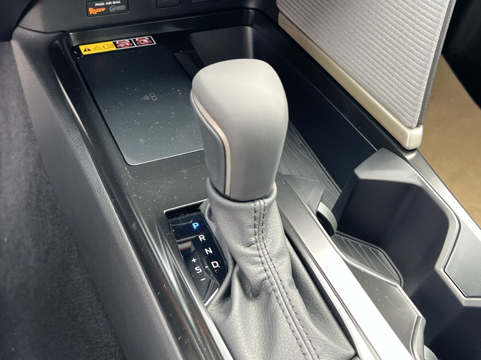 New 2026 Toyota Camry SE w/ Convenience Package FWD image 17