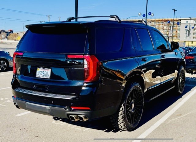 Used 2025 GMC Yukon Denali image 7