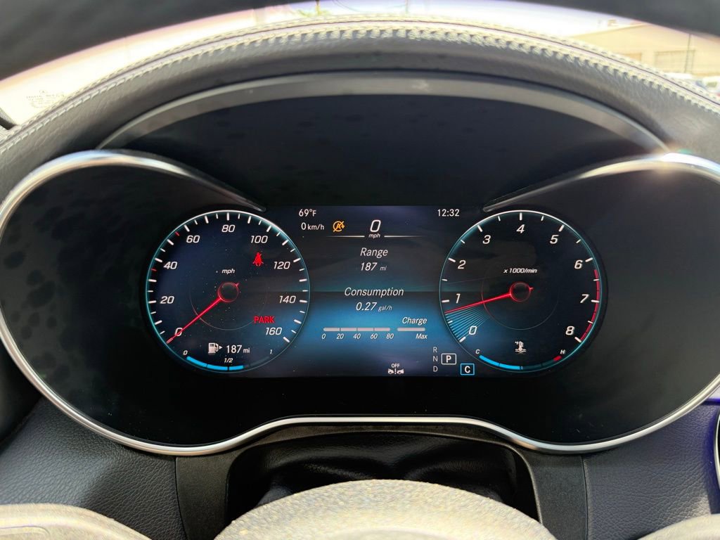 Used 2023 Mercedes-Benz GLC 300 4MATIC Coupe image 28