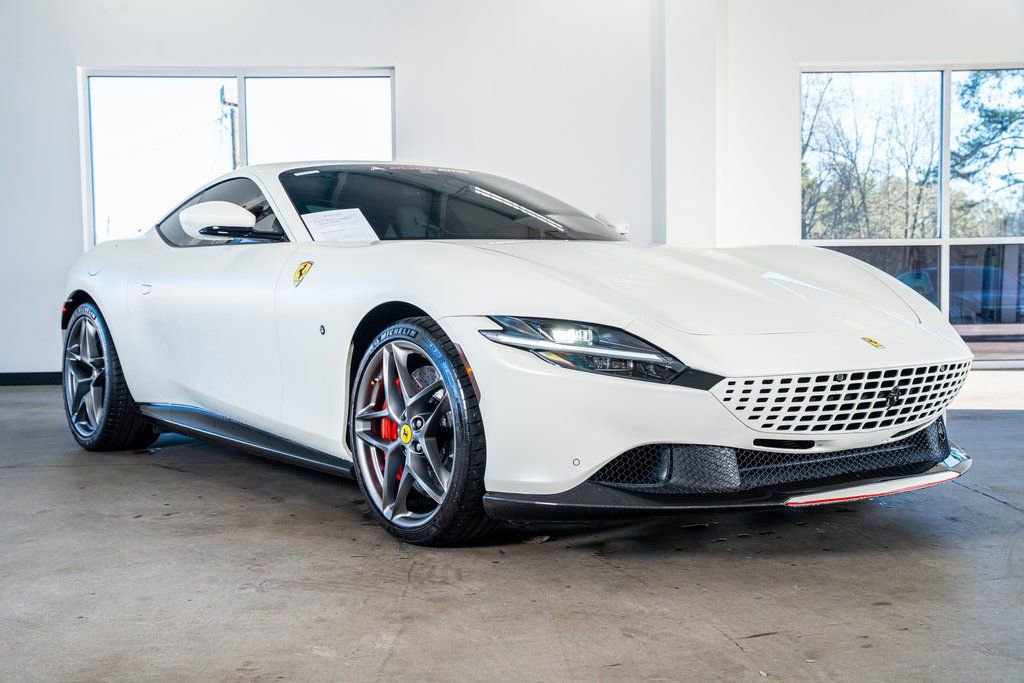 Used 2023 Ferrari Roma image 4