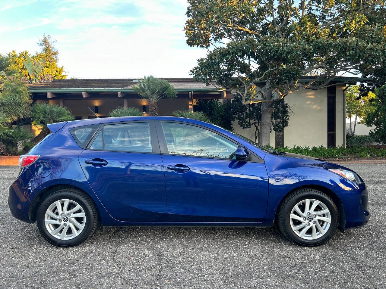 Used 2013 MAZDA MAZDA3 i Touring image 13