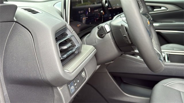 New 2026 Chevrolet Traverse LT image 18