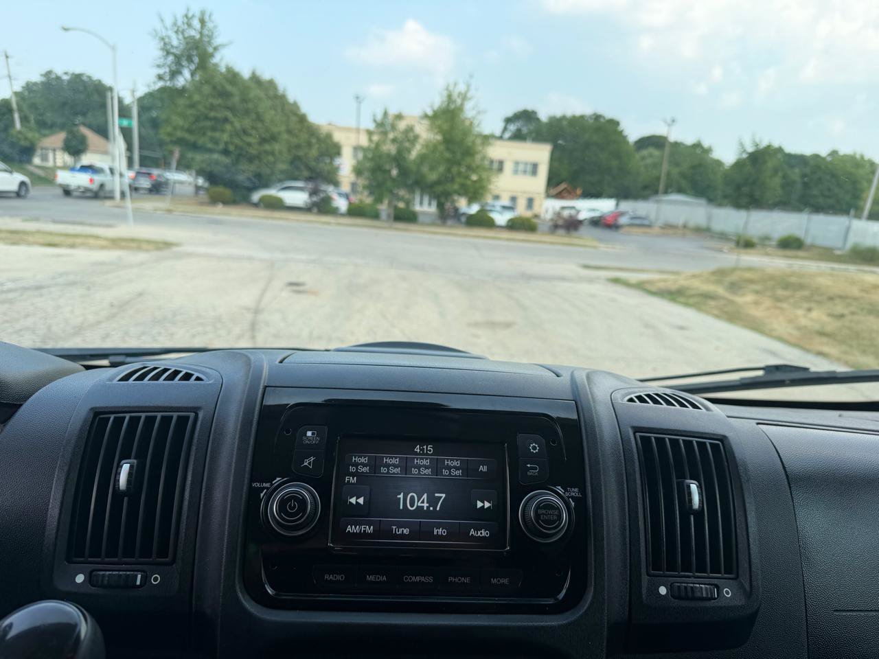 Used 2018 RAM ProMaster 2500 w/ Interior Convenience Group FWD image 12