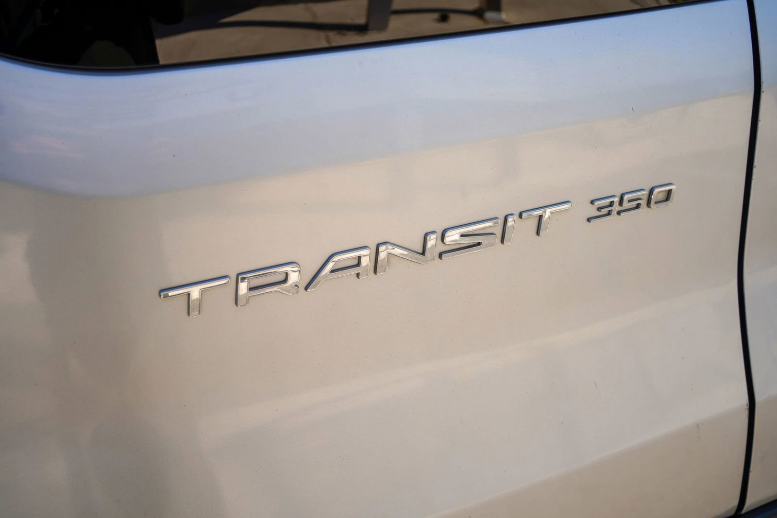 Used 2016 Ford Transit 350 XL RWD image 27