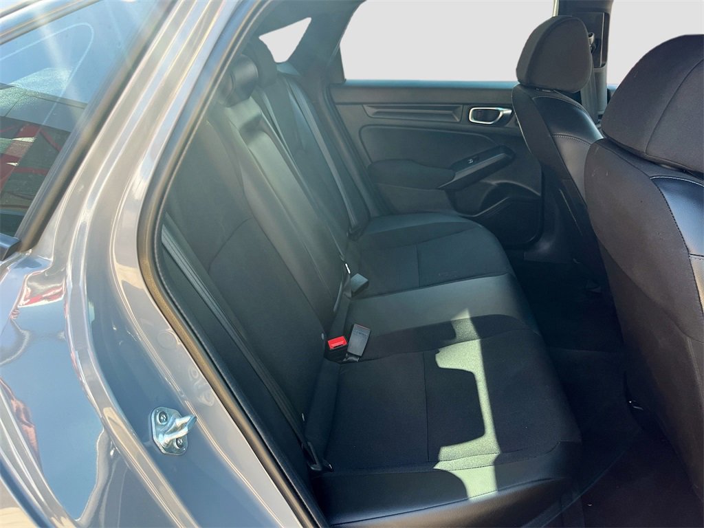 Used 2025 Honda Civic Sport image 25