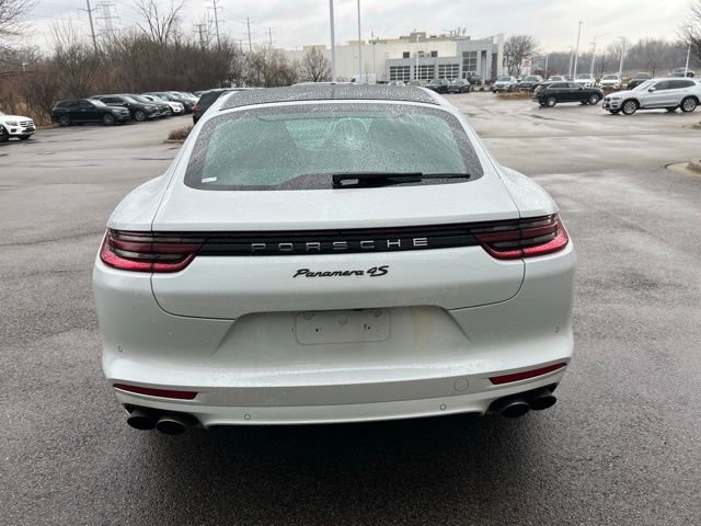 Used 2018 Porsche Panamera 4S image 15