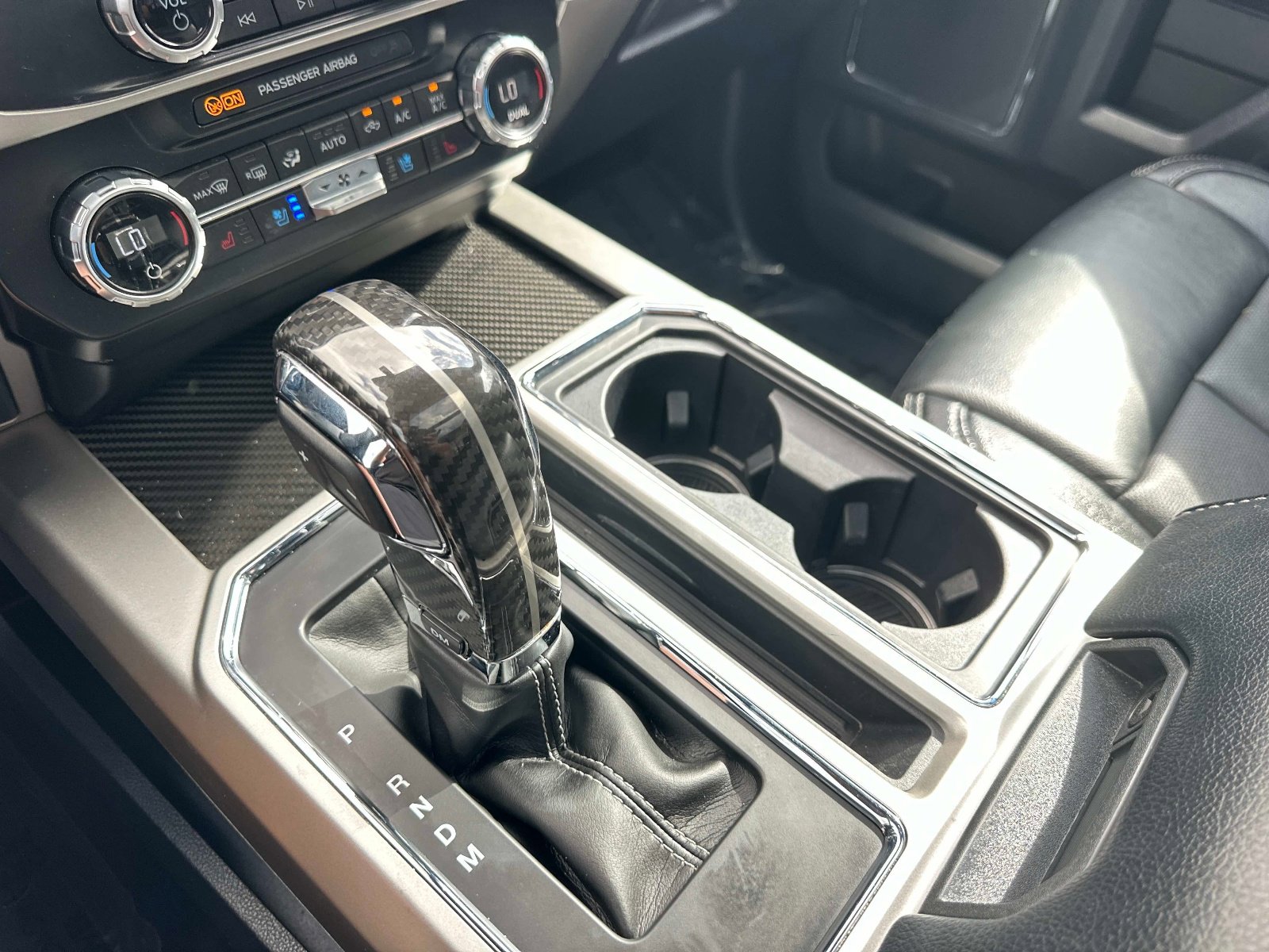 Used 2022 Ford F350 Lariat w/ Lariat Ultimate Package image 29