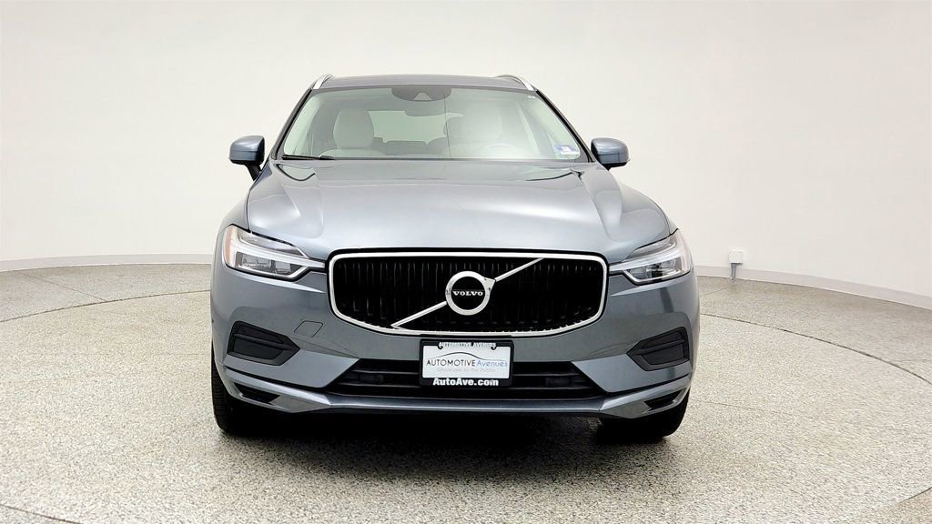 Used 2019 Volvo XC60 T5 Momentum w/ Premium Package AWD/4WD image 2