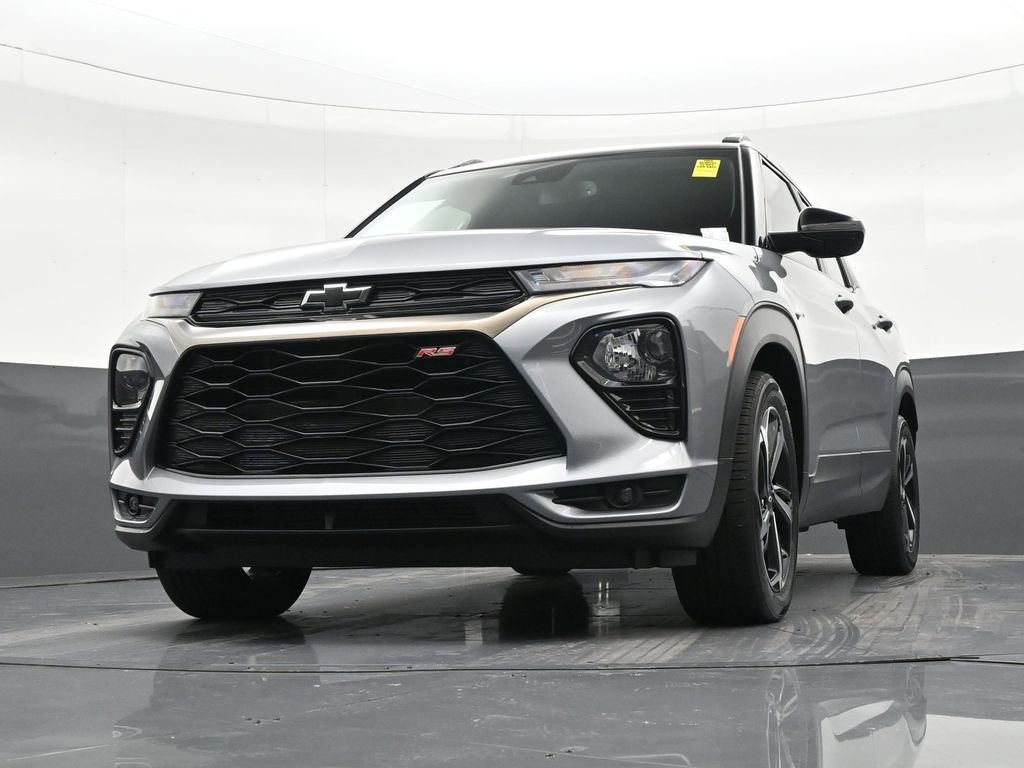 Used 2023 Chevrolet TrailBlazer RS w/ Sun and Liftgate Package image 30