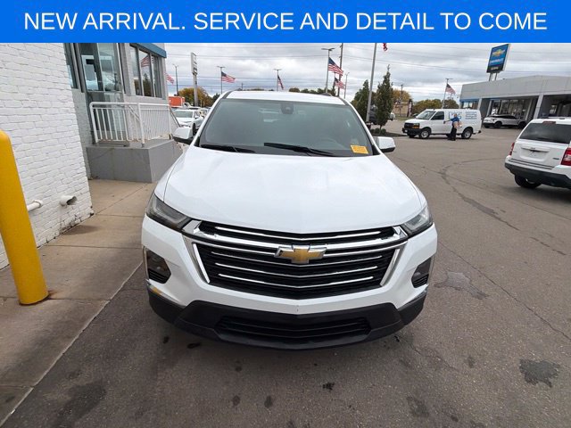 Certified 2023 Chevrolet Traverse LT FWD image 3