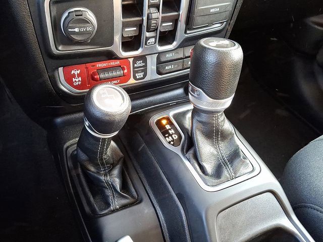 Used 2024 Jeep Wrangler Unlimited Rubicon image 14