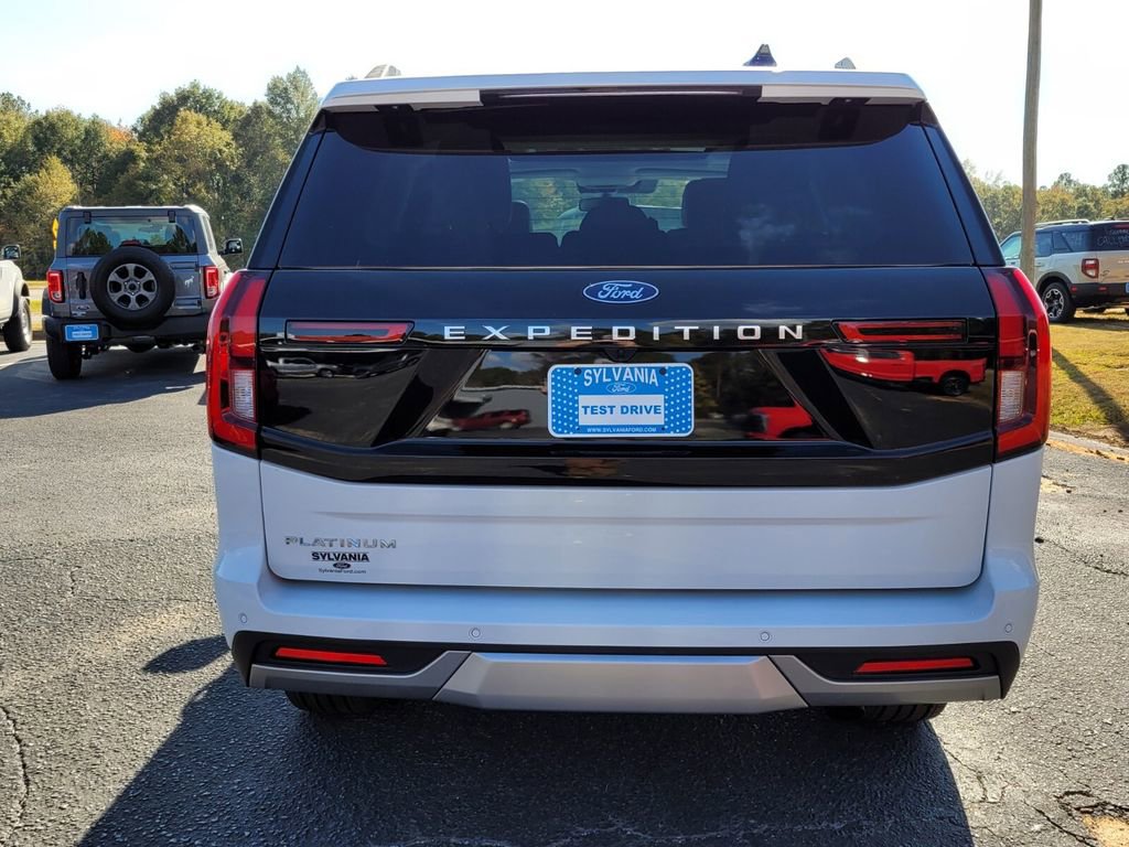New 2025 Ford Expedition Platinum w/ Driver's Package AWD/4WD image 10