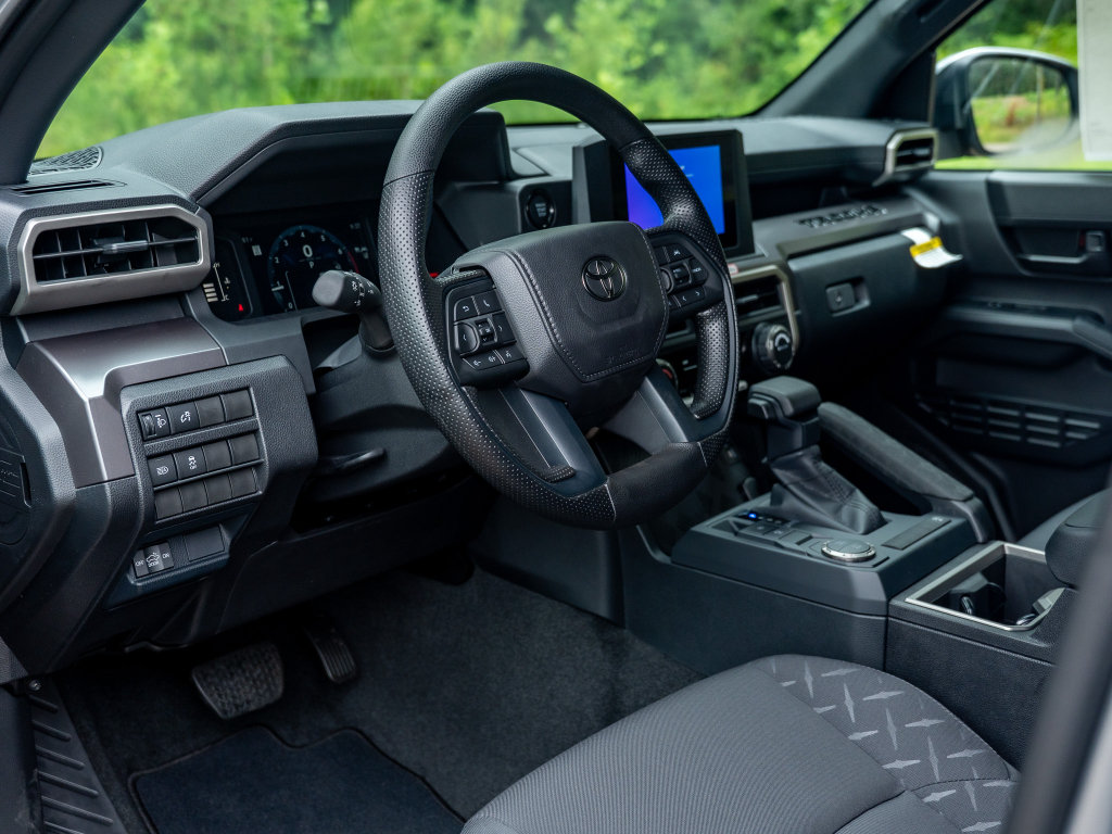 New 2026 Toyota Tacoma SR5 RWD image 10