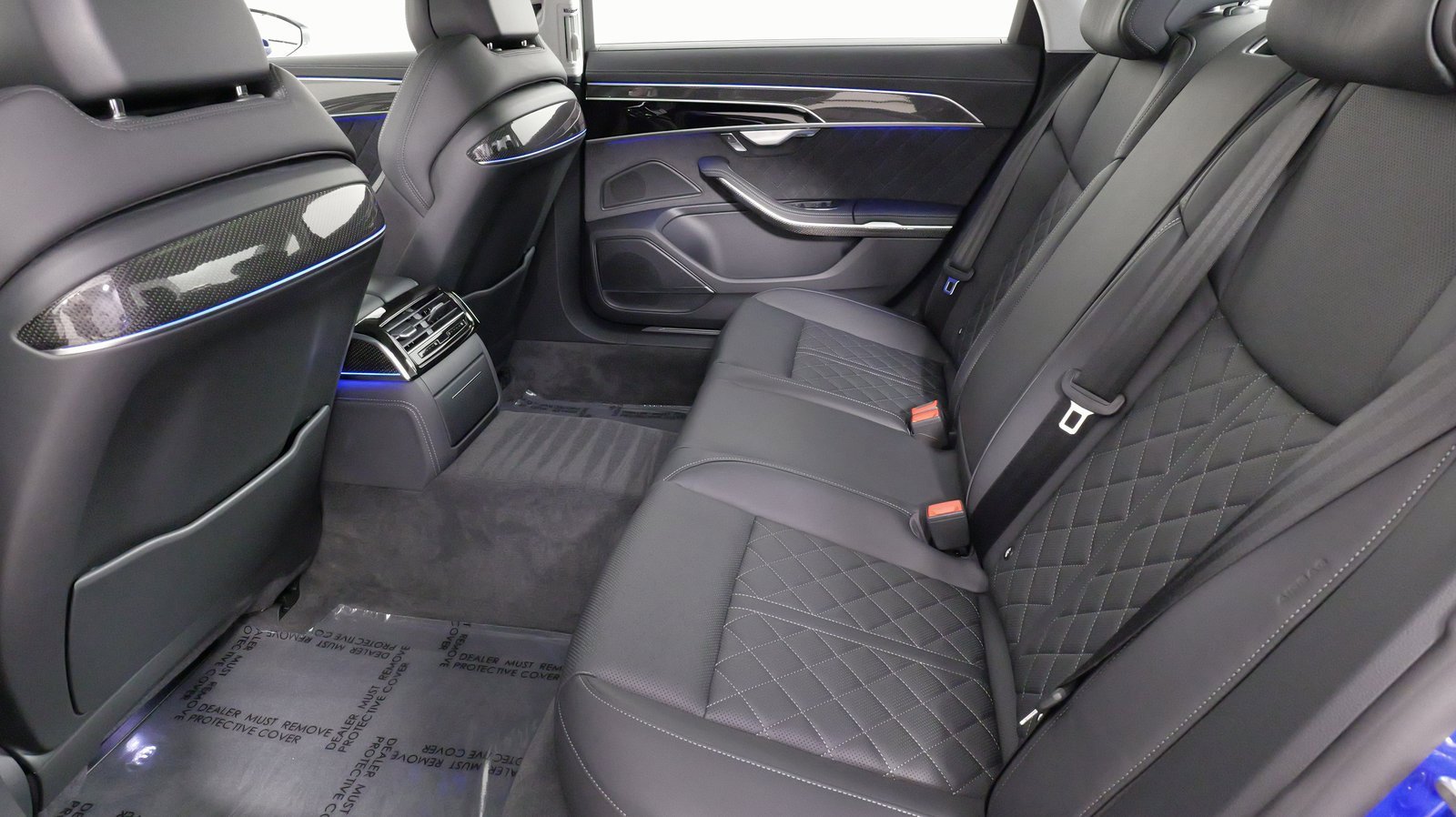 Used 2023 Audi S8 w/ S8 Comfort Plus Package image 38