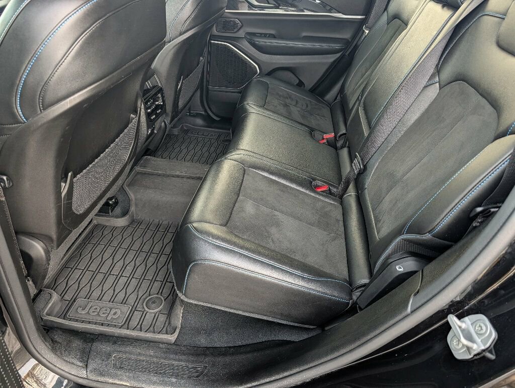 Used 2022 Jeep Grand Cherokee Trailhawk w/ Advanced Protech Group II image 48