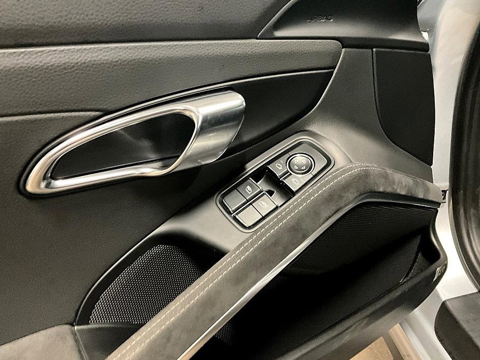 Used 2015 Porsche 911 GT3 image 13