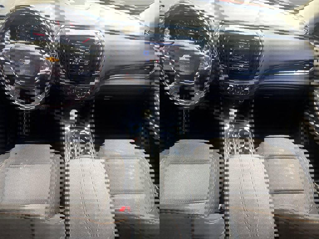 Used 2021 Chevrolet Traverse LT image 11