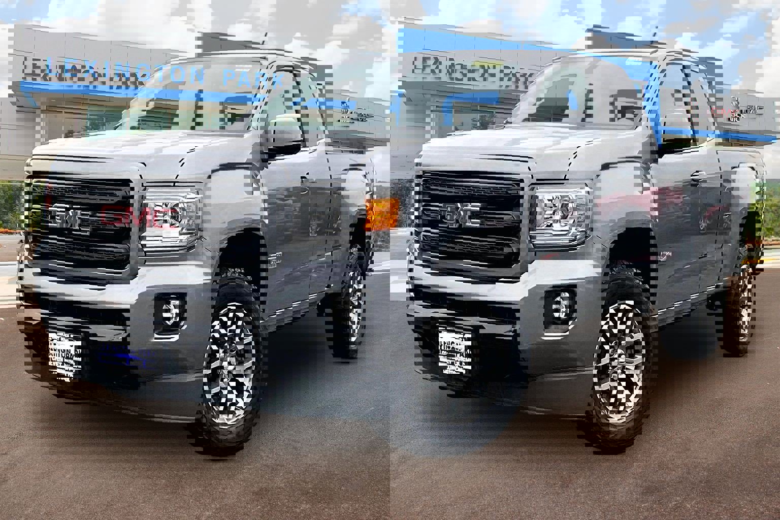 Used 2019 GMC Canyon All Terrain w/ Trailering Package image 12