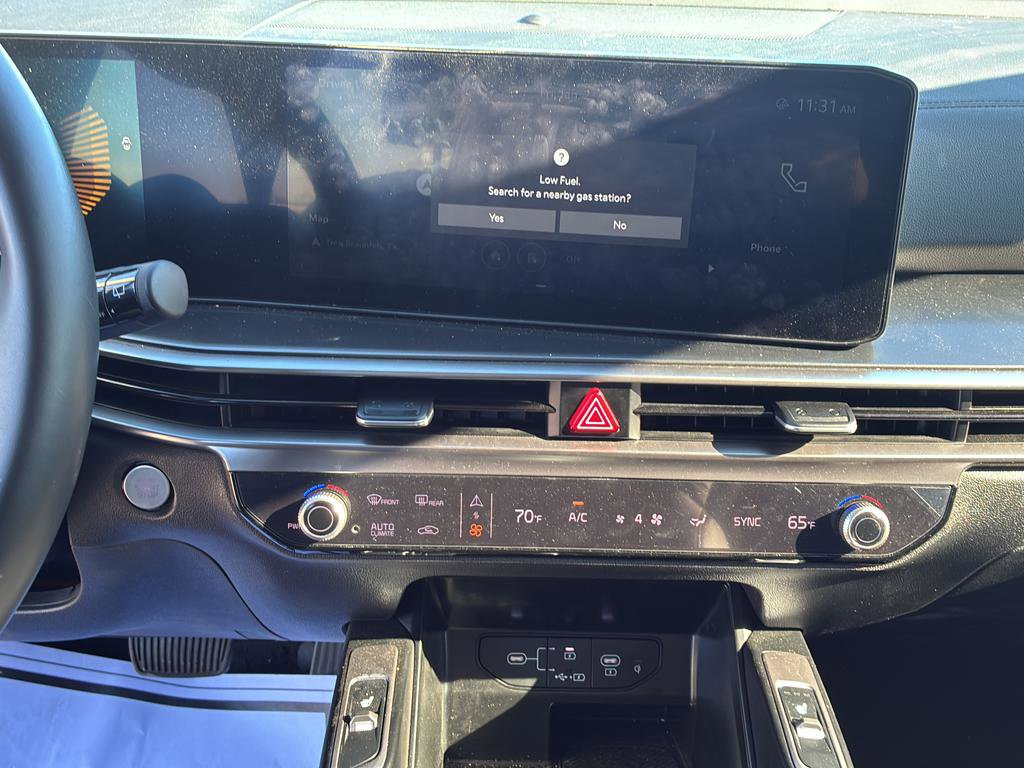 Certified 2025 Kia Sorento S image 26