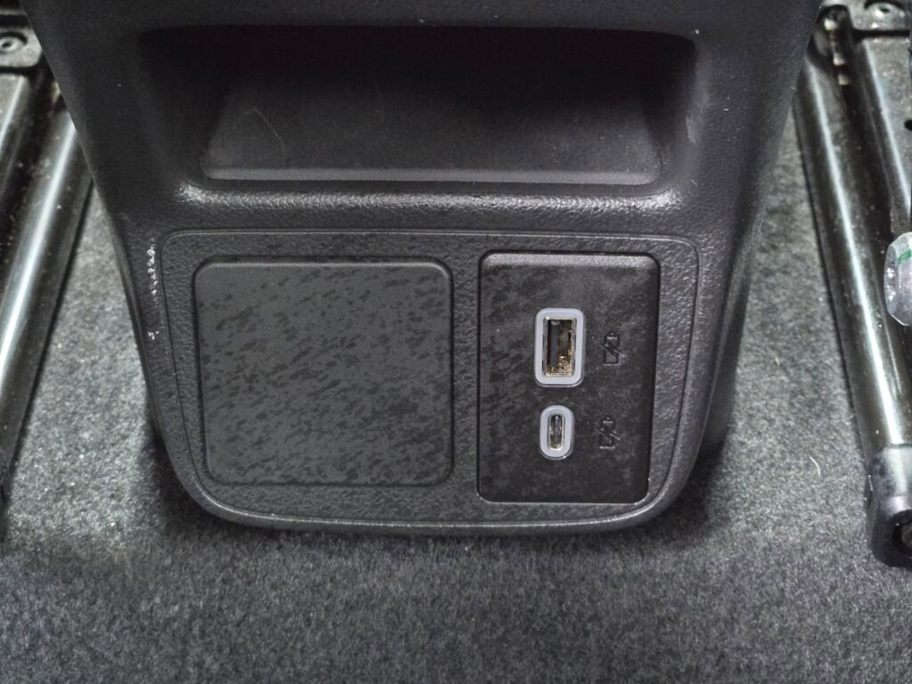 Certified 2025 Buick Encore GX Preferred FWD image 18