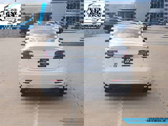 Used 2023 Tesla Model 3 Standard Range image 8