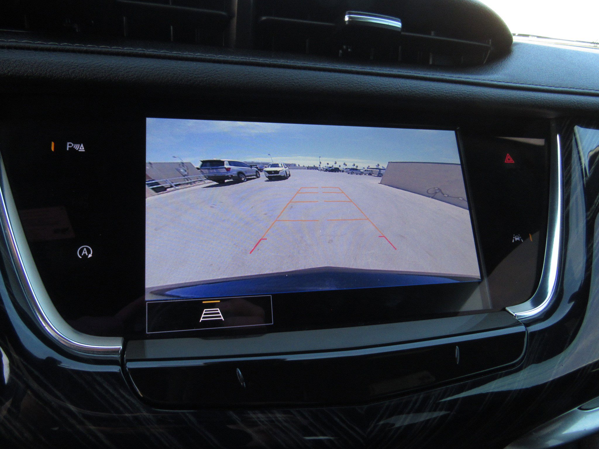 Used 2024 Cadillac XT6 Premium Luxury image 21