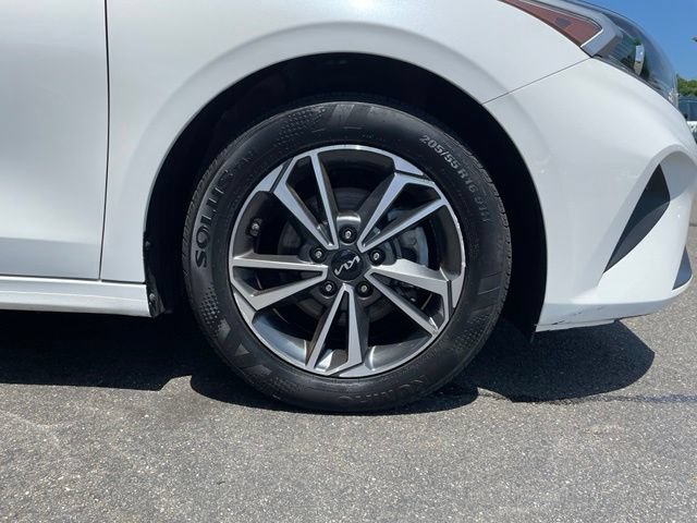 Used 2023 Kia Forte LXS FWD image 33