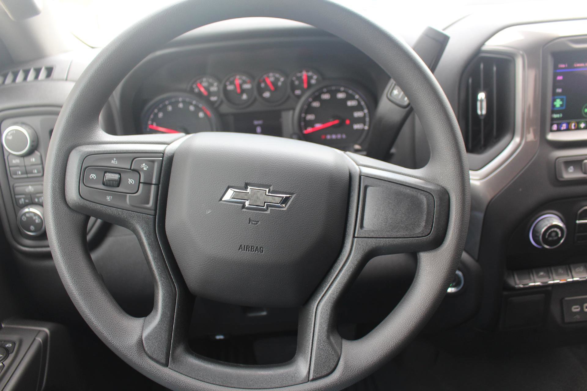 New 2025 Chevrolet Silverado 1500 Custom Trail Boss w/ LPO, Dark Essentials Package image 9