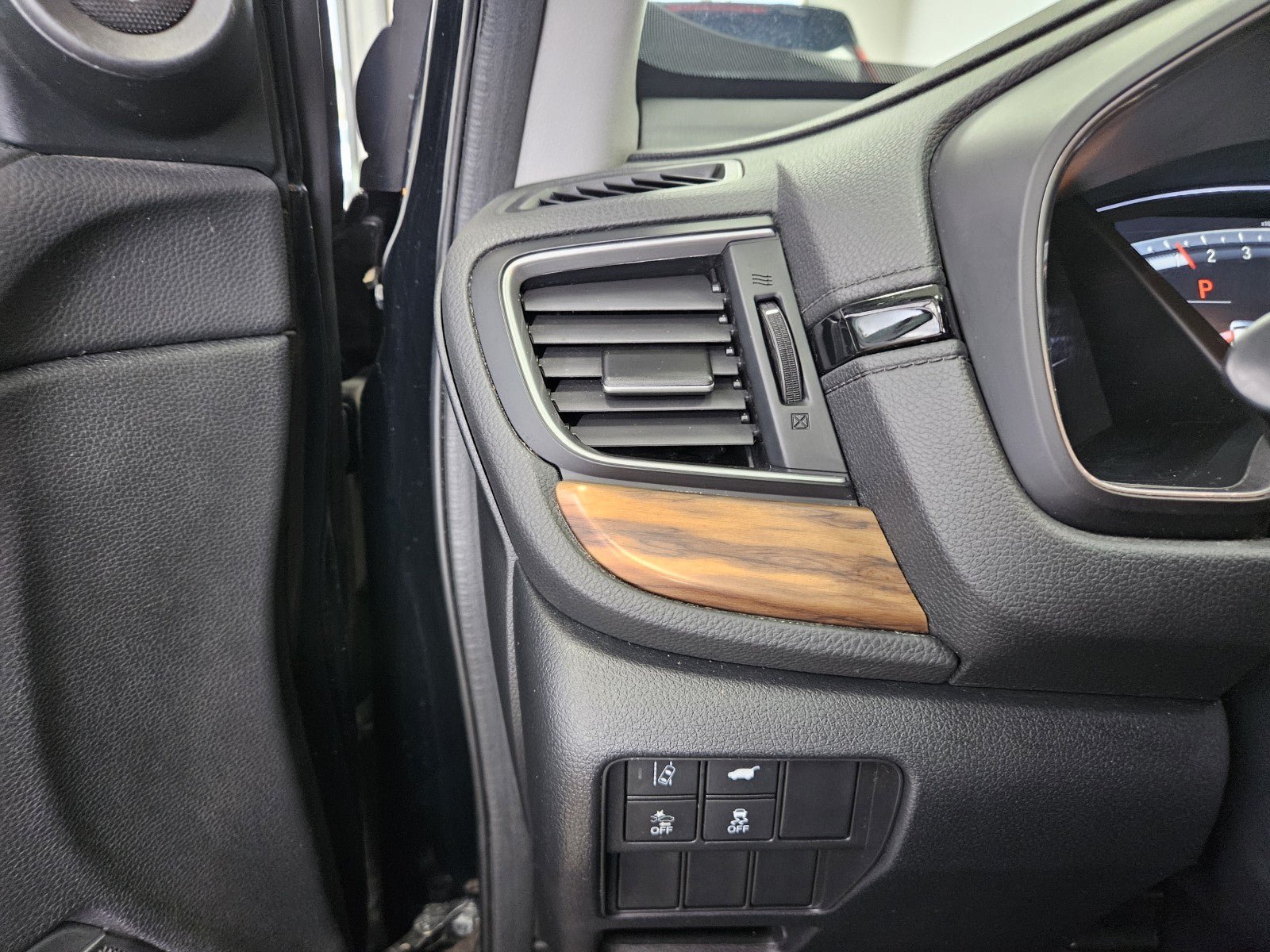 Used 2019 Honda CR-V Touring image 30