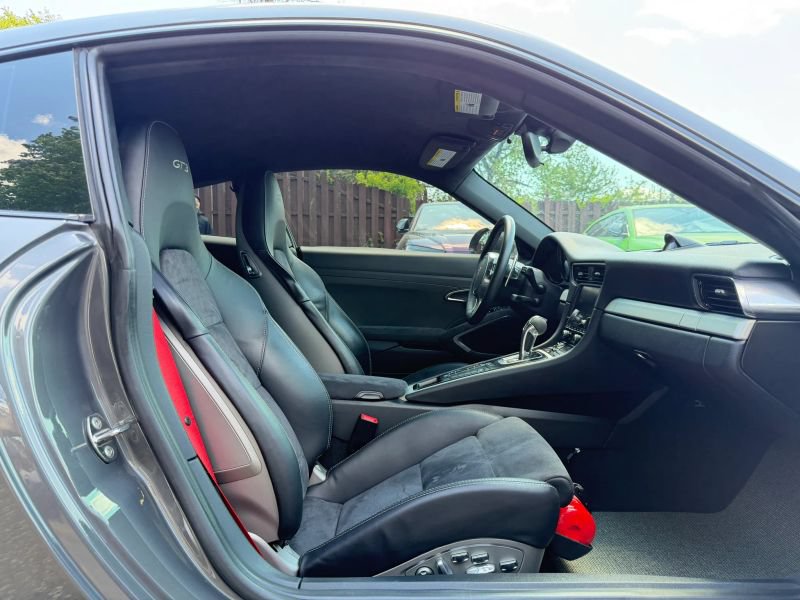 Used 2014 Porsche 911 GT3 RWD image 23