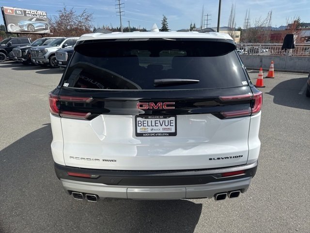 New 2025 GMC Acadia Elevation image 4