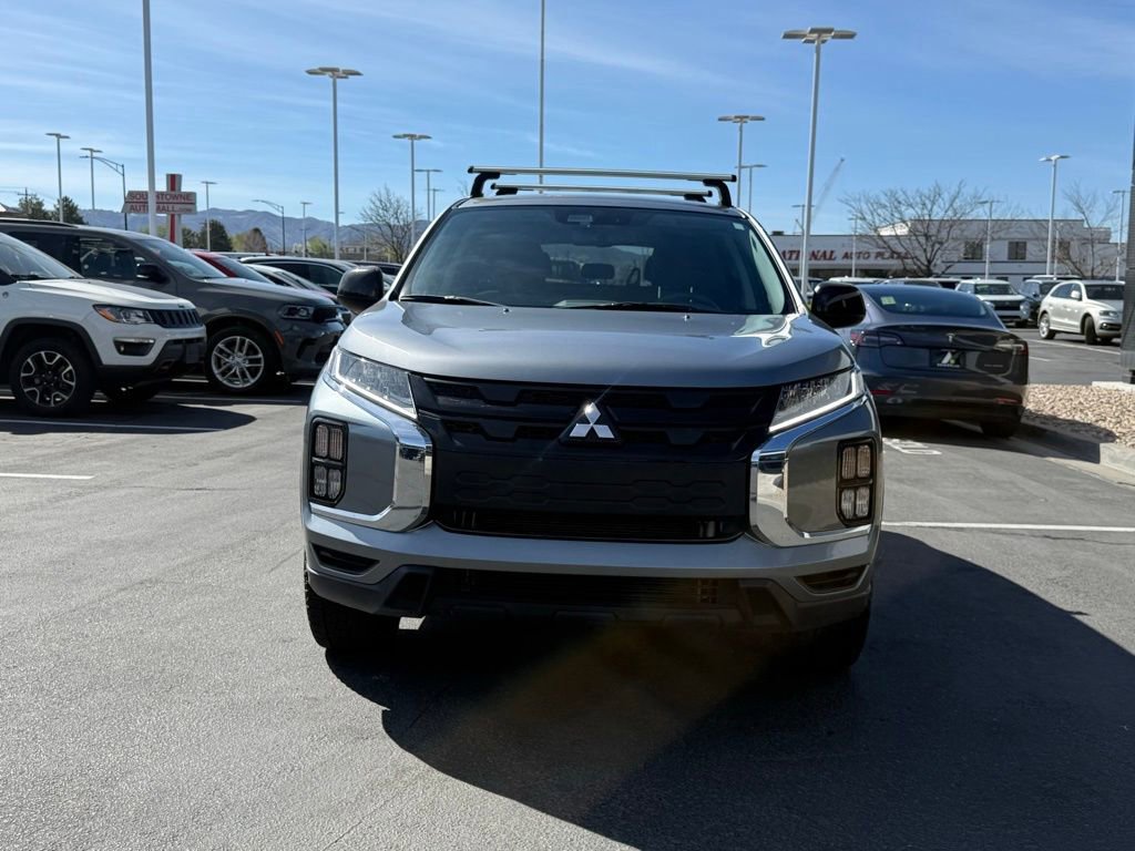 Used 2024 Mitsubishi Outlander Sport LE image 2