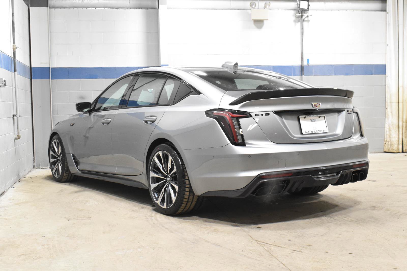 New 2026 Cadillac CT5 V Blackwing w/ Carbon Fiber 2 Package image 15