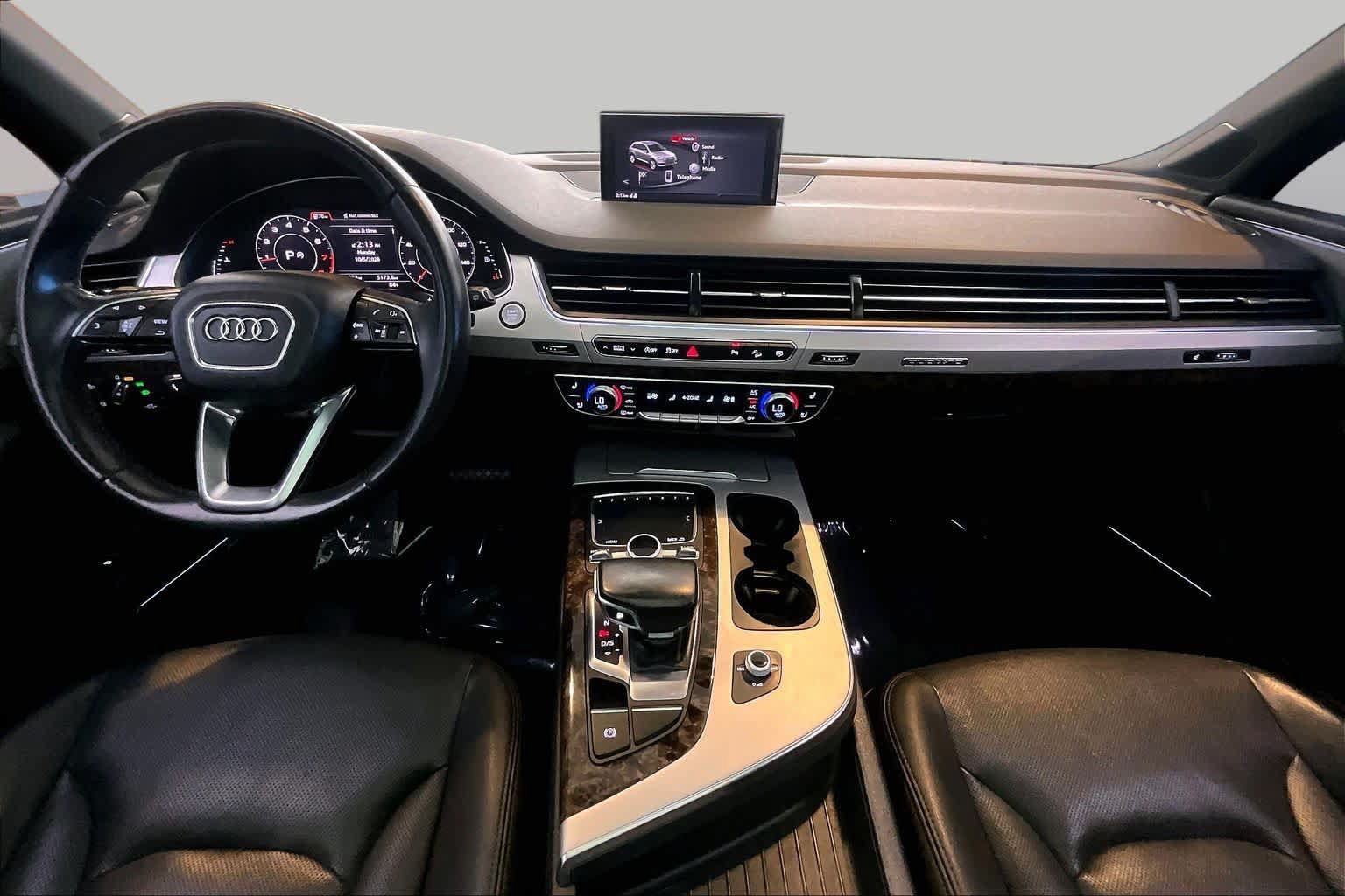 Used 2019 Audi Q7 2.0T Premium Plus w/ Premium Plus Package AWD/4WD image 14