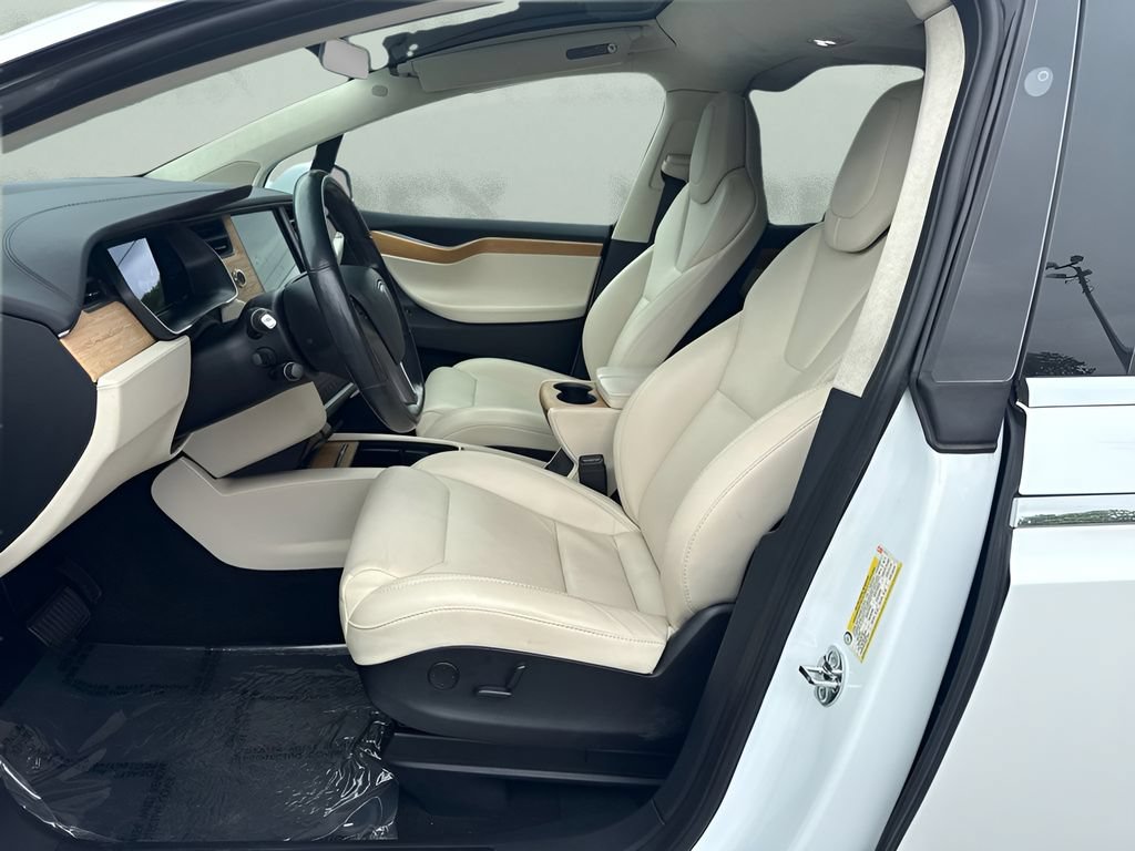 Used 2019 Tesla Model X 100D AWD/4WD image 9