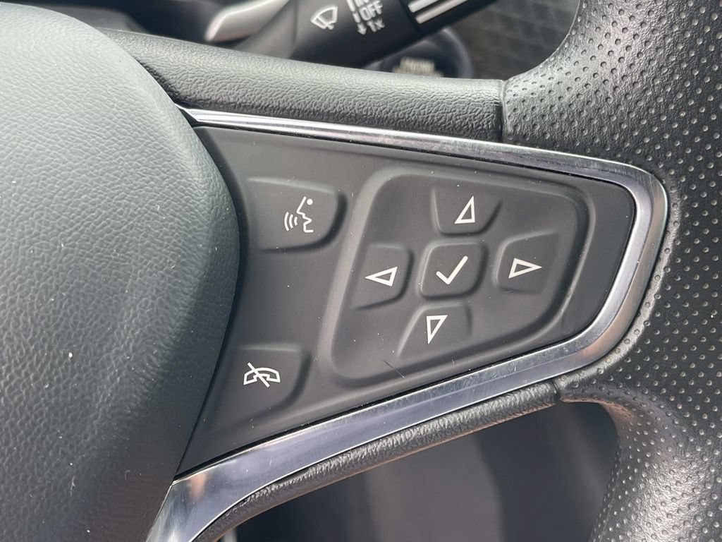 Used 2024 Chevrolet Malibu LS FWD image 34