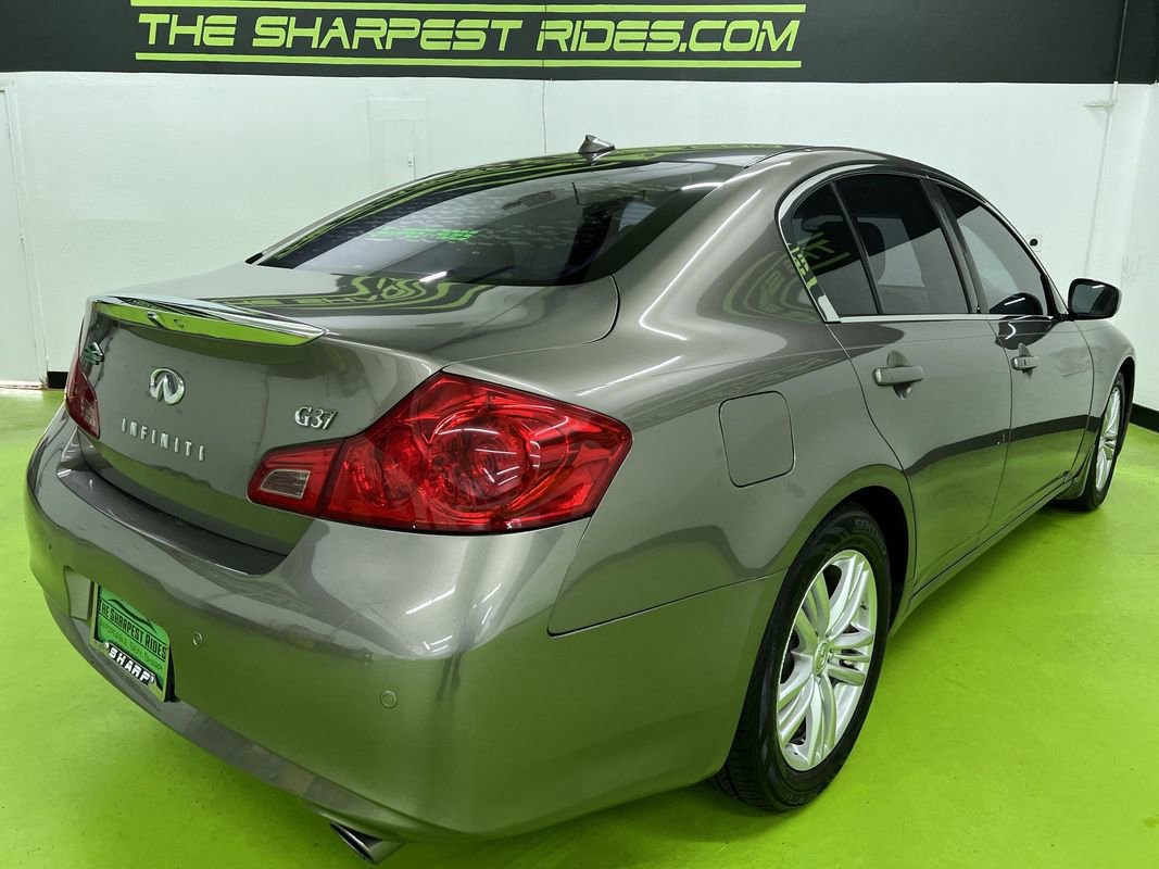 Used 2011 INFINITI G37 Journey w/ Premium Pkg RWD image 10