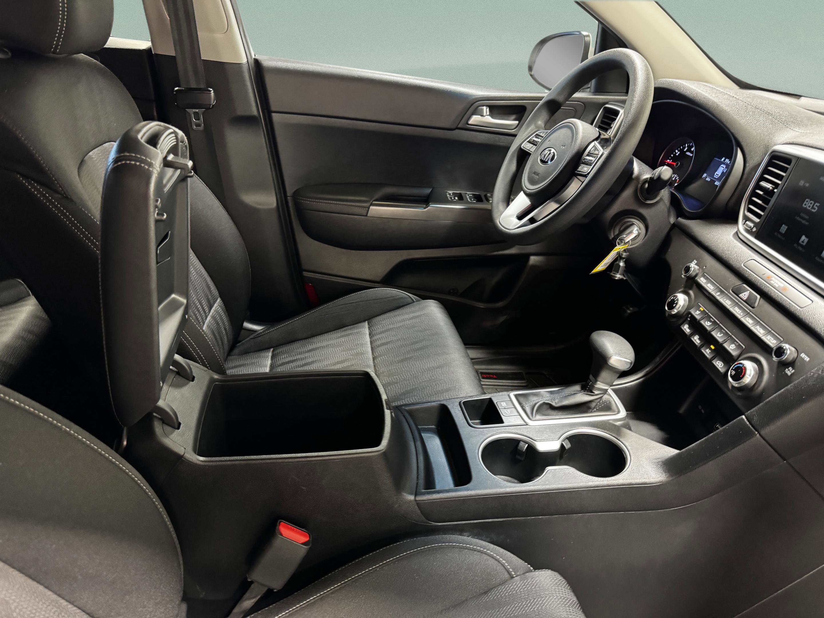 Used 2022 Kia Sportage LX FWD image 13