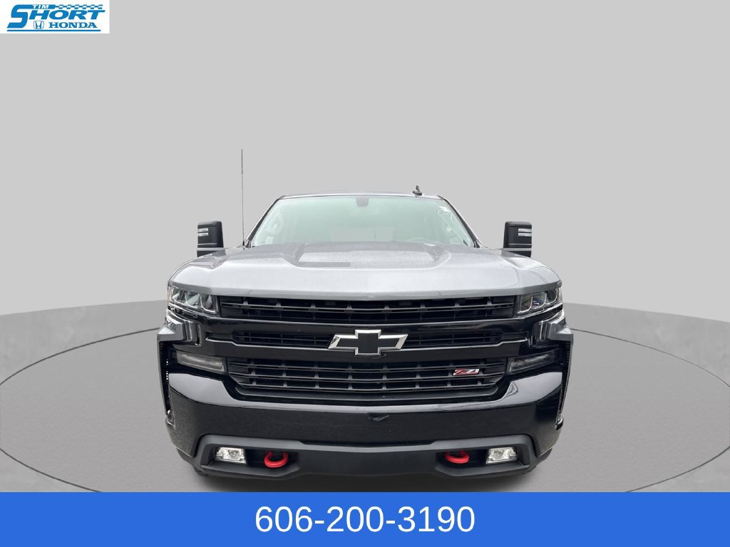 Used 2021 Chevrolet Silverado 1500 LT Trail Boss w/ Convenience Package II AWD/4WD image 2
